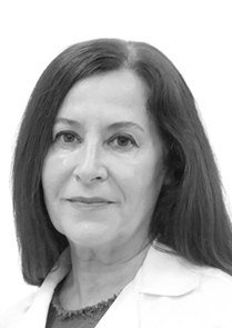 Martínez Plaza, Adoración